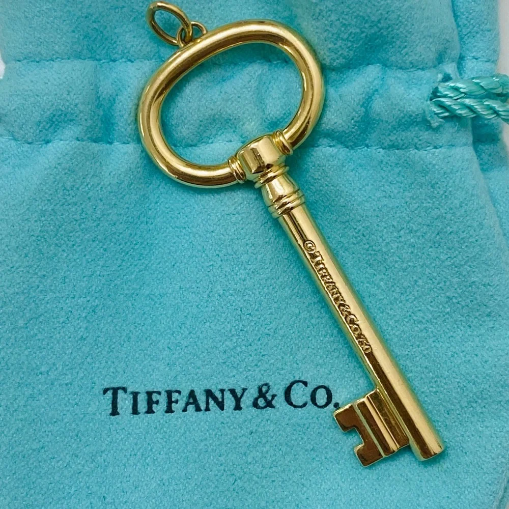 Tiffany & Co. 18K Gold Key Pendant - Large / XL Size
Authentic Tiffany & Co. - Picture 10 of 11